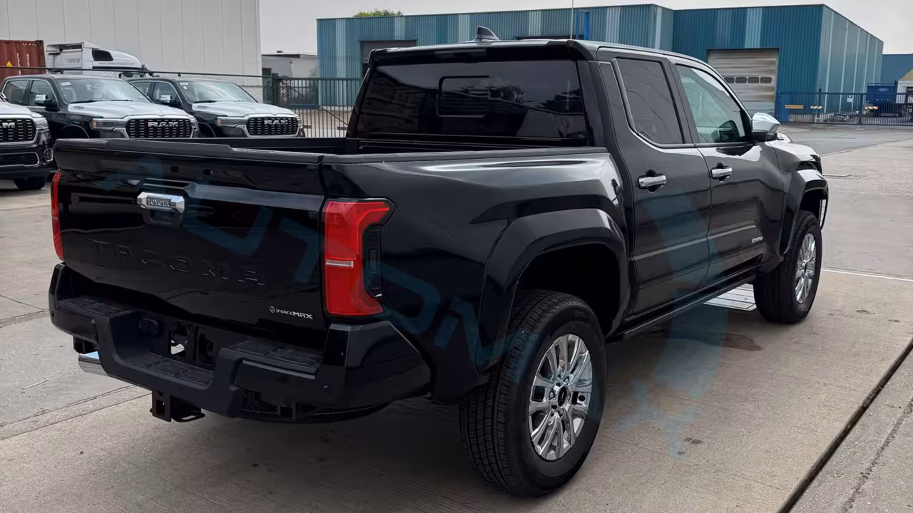 2026 Toyota Tacoma photo 5