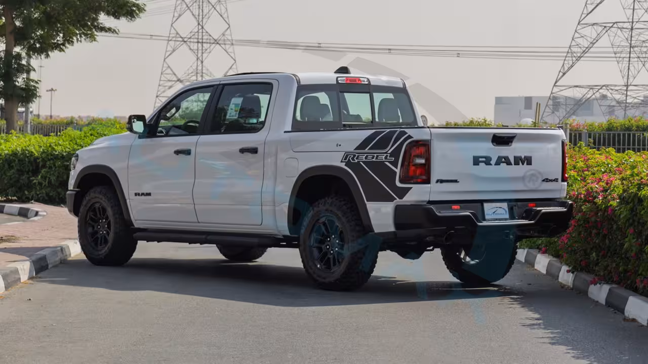 2026 Ram 1500 photo 3