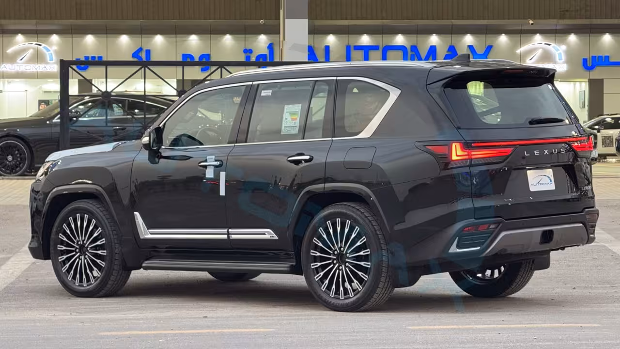 2026 Lexus LX photo 3
