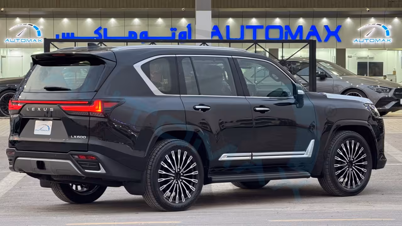 2026 Lexus LX photo 5
