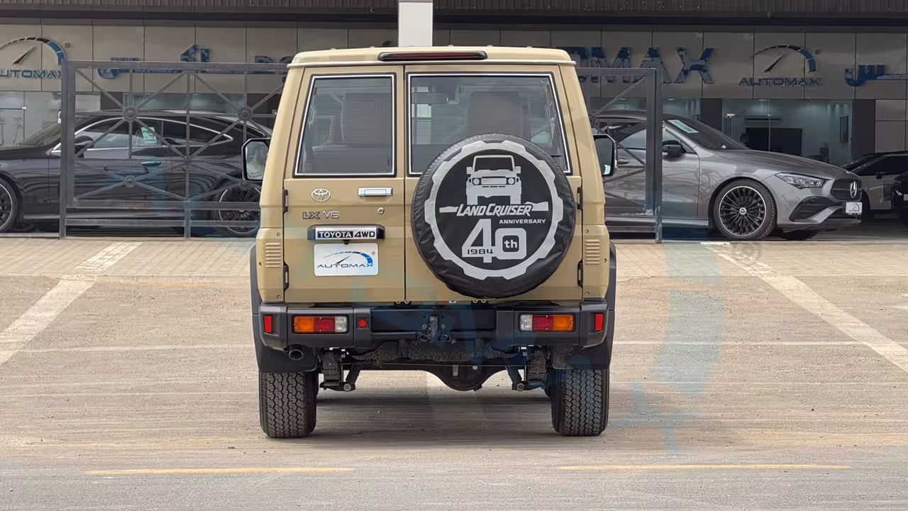 2025 Toyota Land Cruiser photo 4