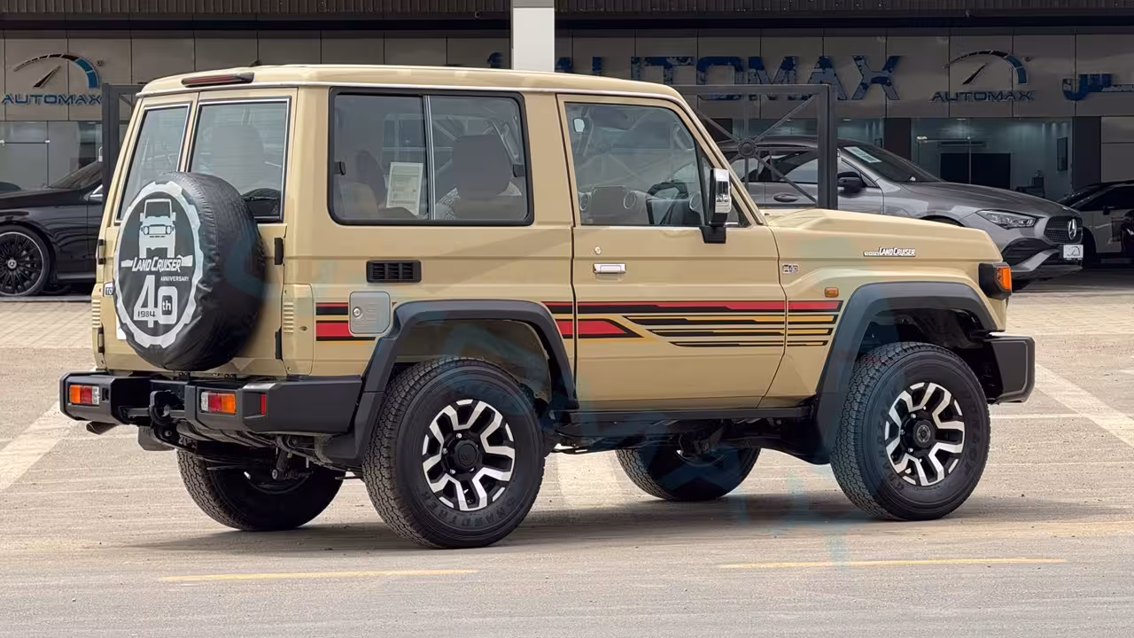 2025 Toyota Land Cruiser photo 5