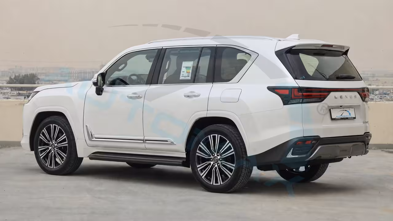 2026 Lexus LX photo 3