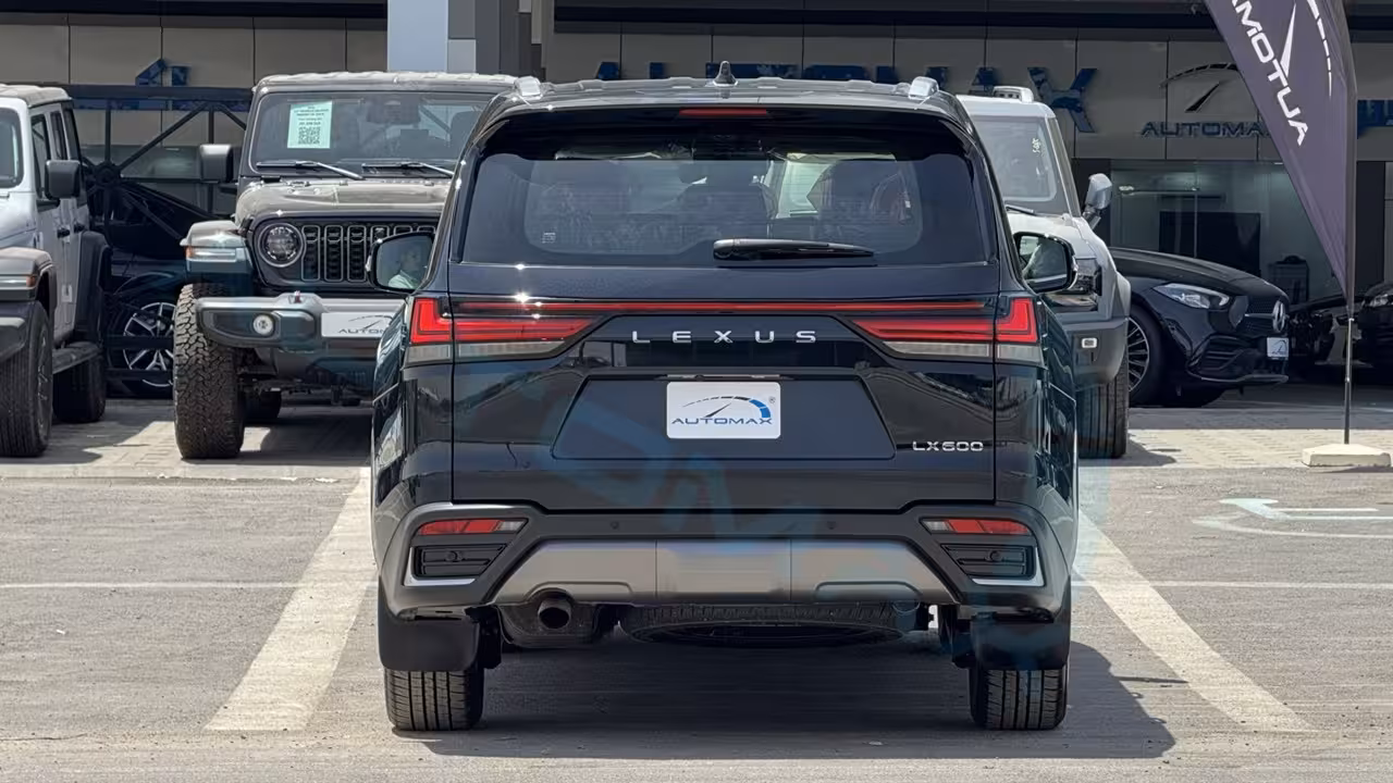 2026 Lexus LX photo 4