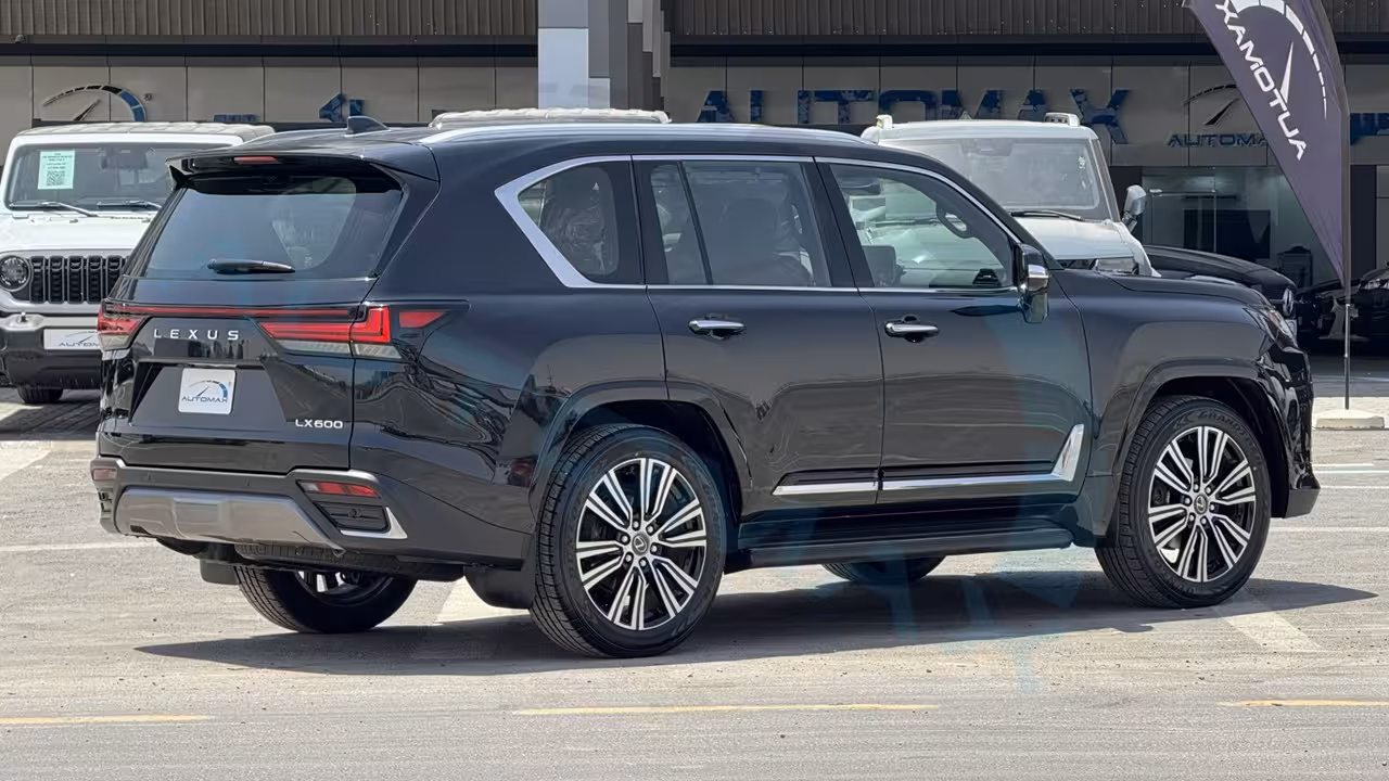 2026 Lexus LX photo 5