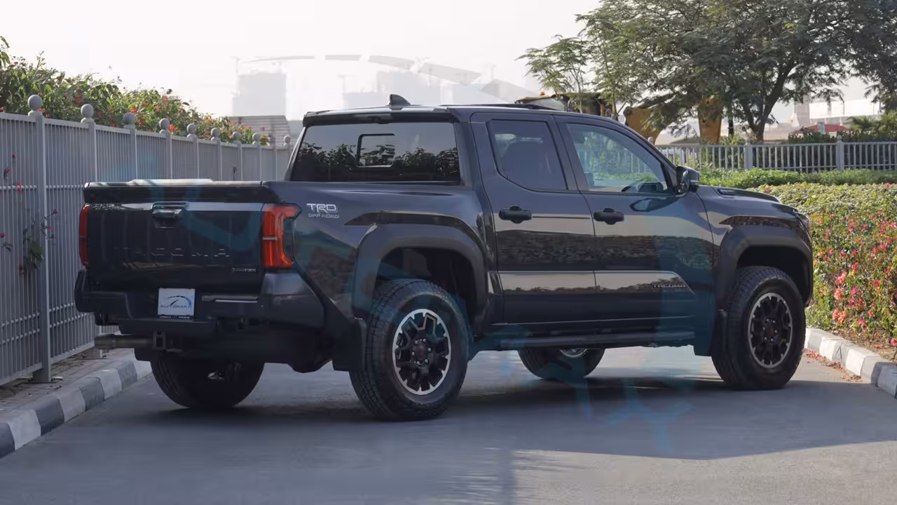 2026 Toyota Tacoma photo 5