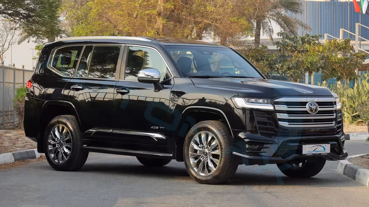 2026 Toyota Land Cruiser photo 2