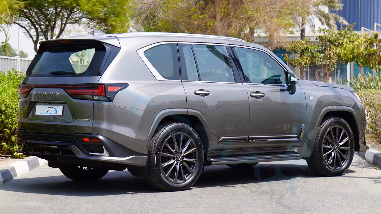 2026 Lexus LX photo 5