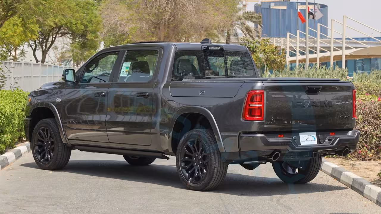 2026 Ram 1500 photo 3