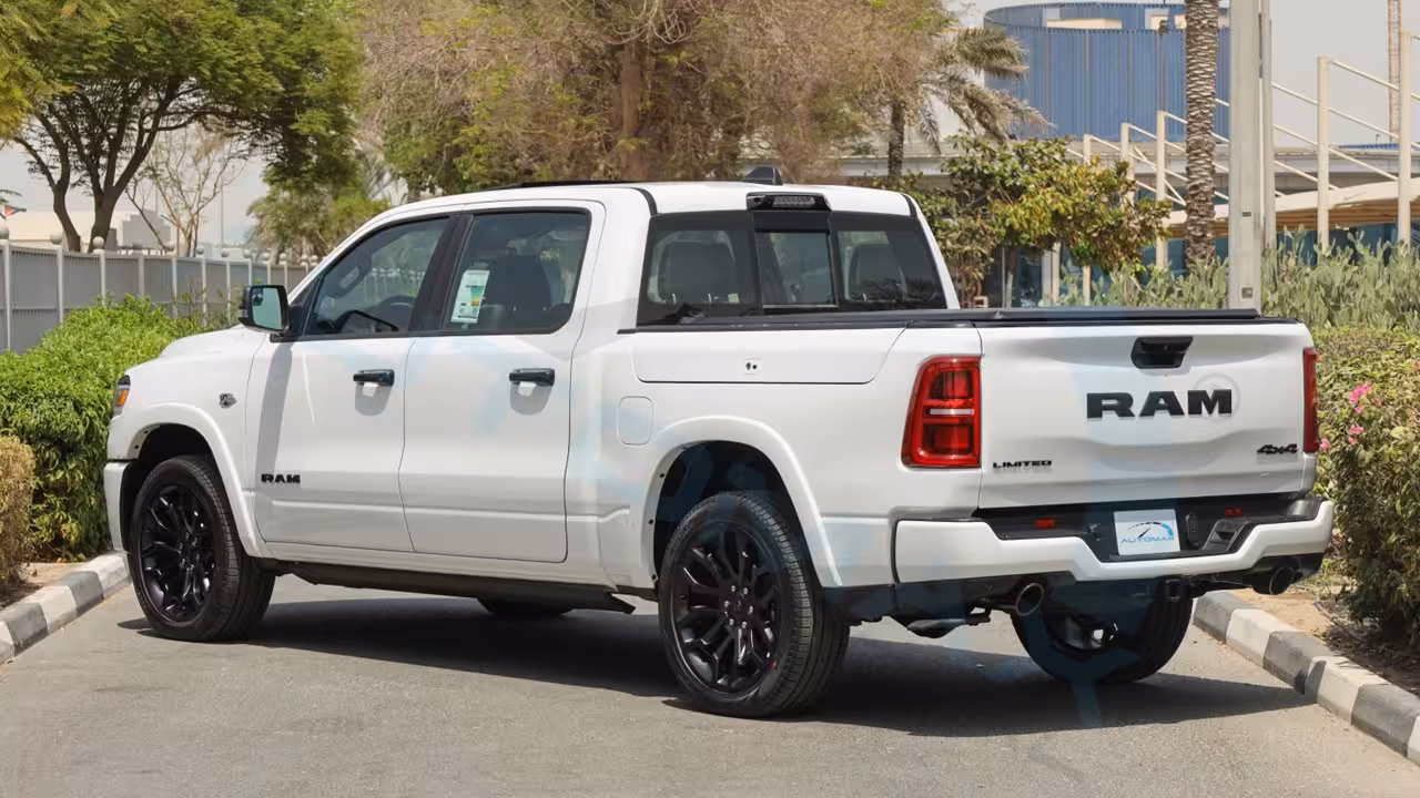 2026 Ram 1500 photo 3