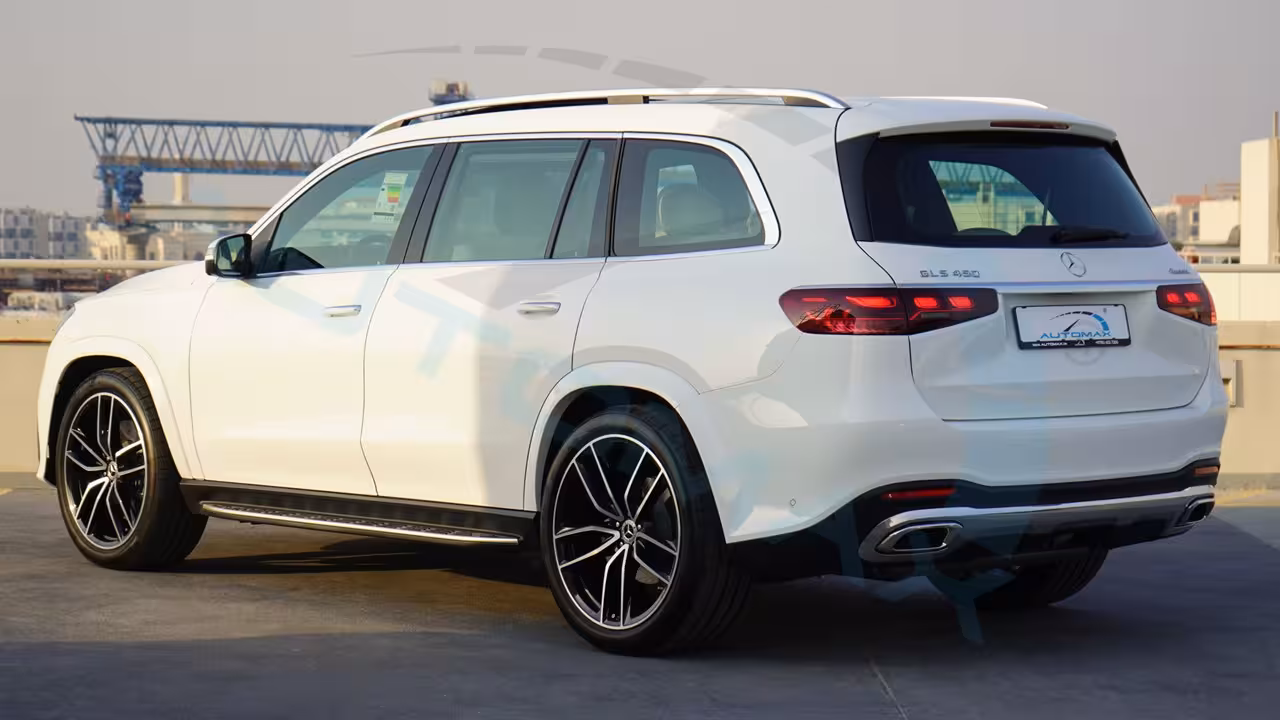 2026 Mercedes-Benz GLS photo 3