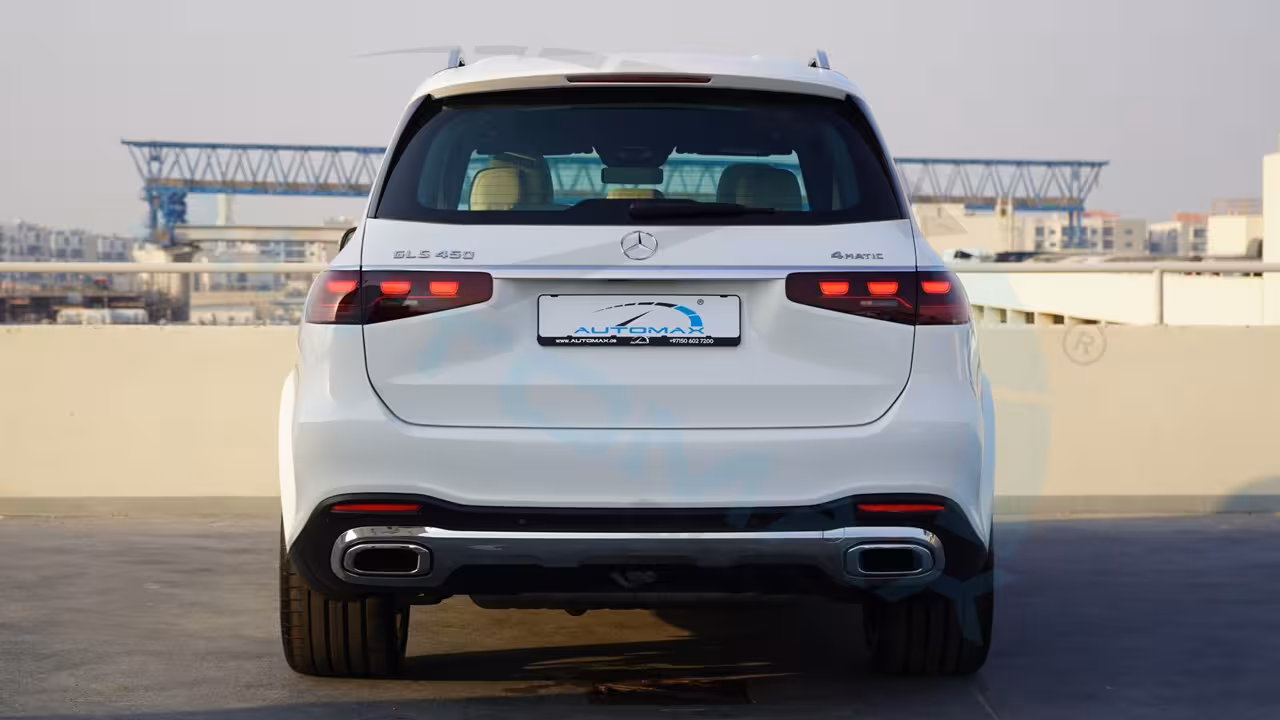 2026 Mercedes-Benz GLS photo 4
