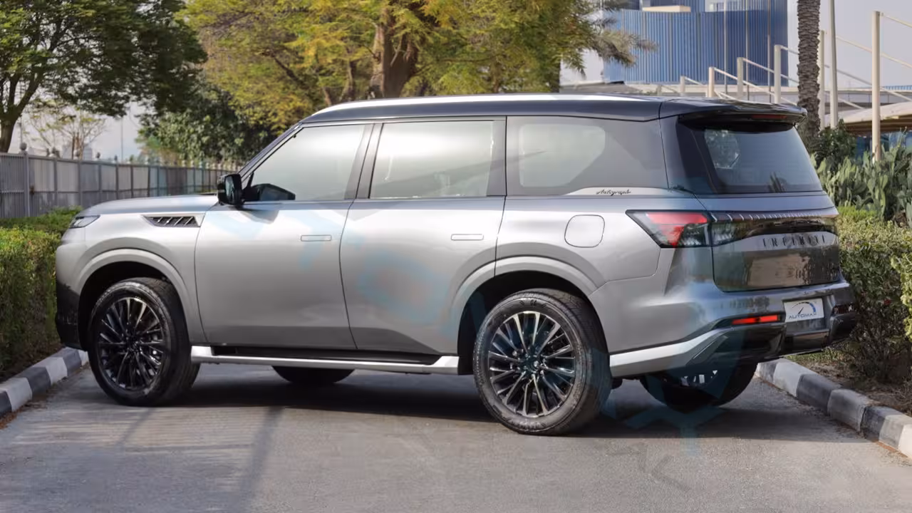 2026 Infiniti QX80 photo 3