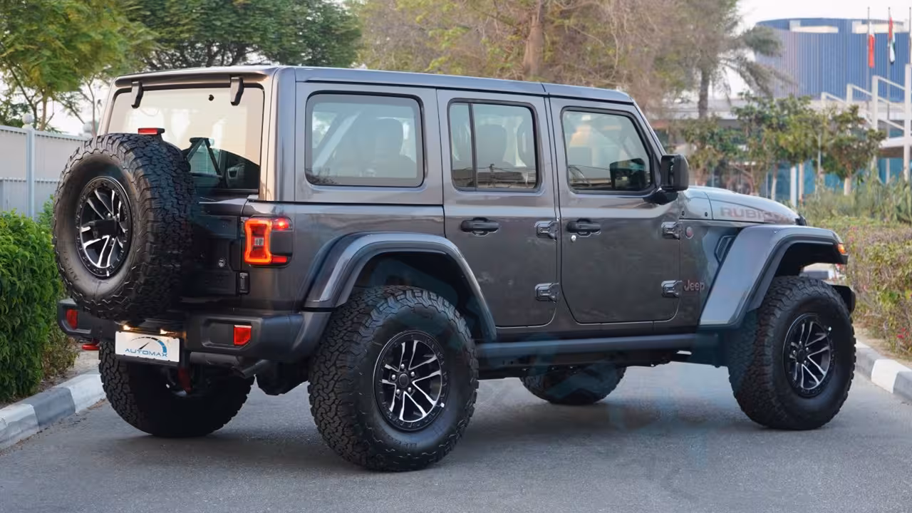 2026 Jeep Wrangler photo 5