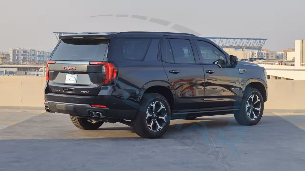 2025 GMC Yukon photo 5