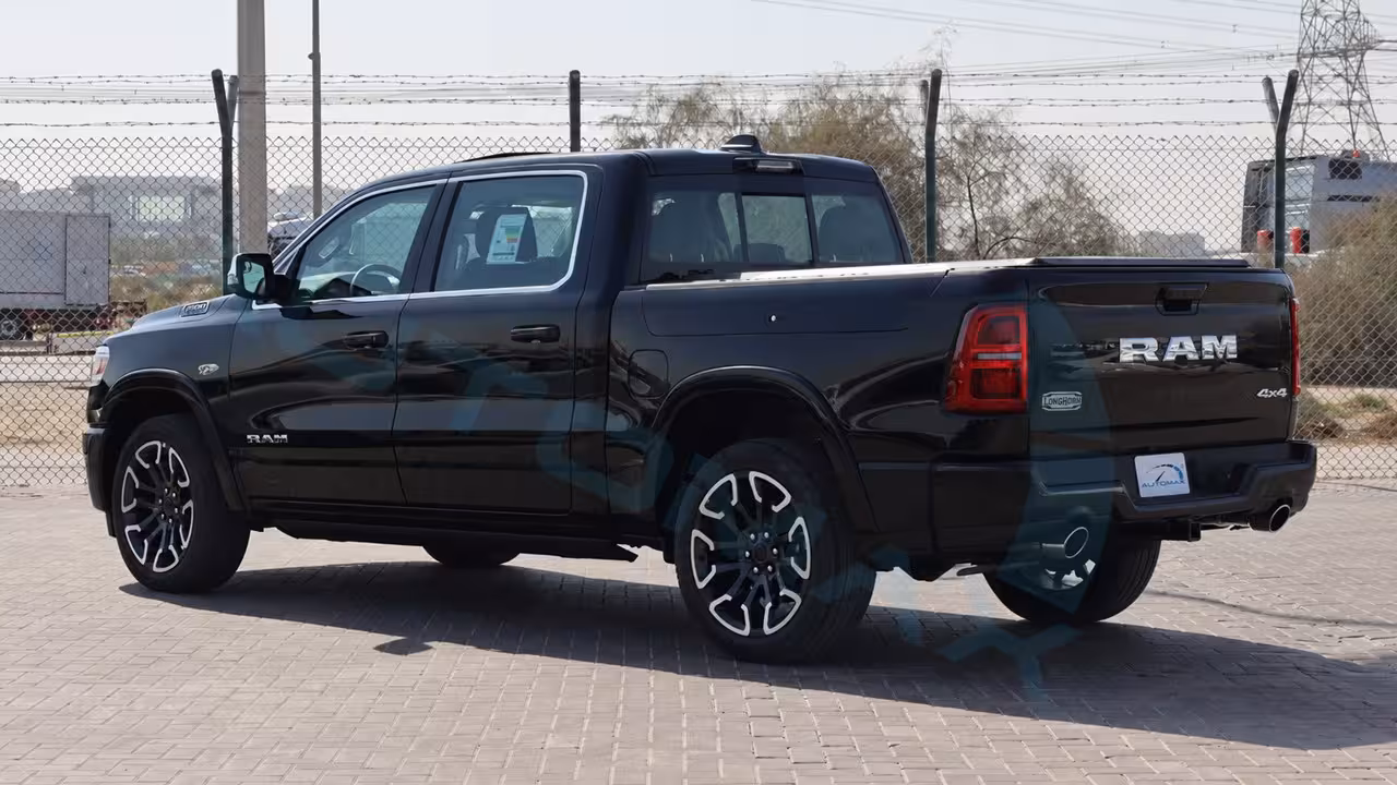 2026 Ram 1500 photo 3