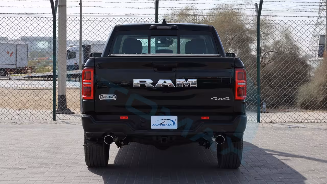 2026 Ram 1500 photo 4