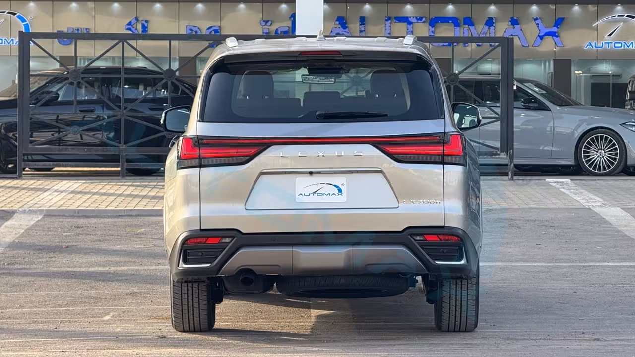 2026 Lexus LX photo 5