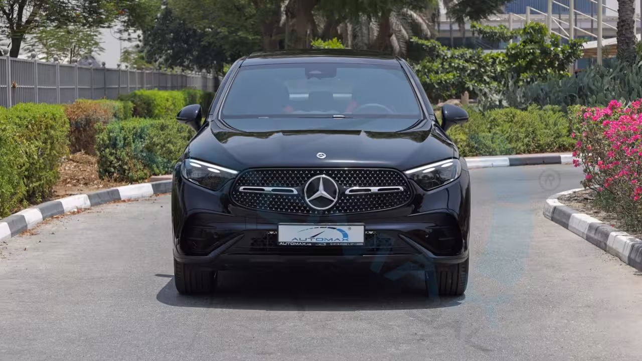 2026 Mercedes-Benz GLC photo 2