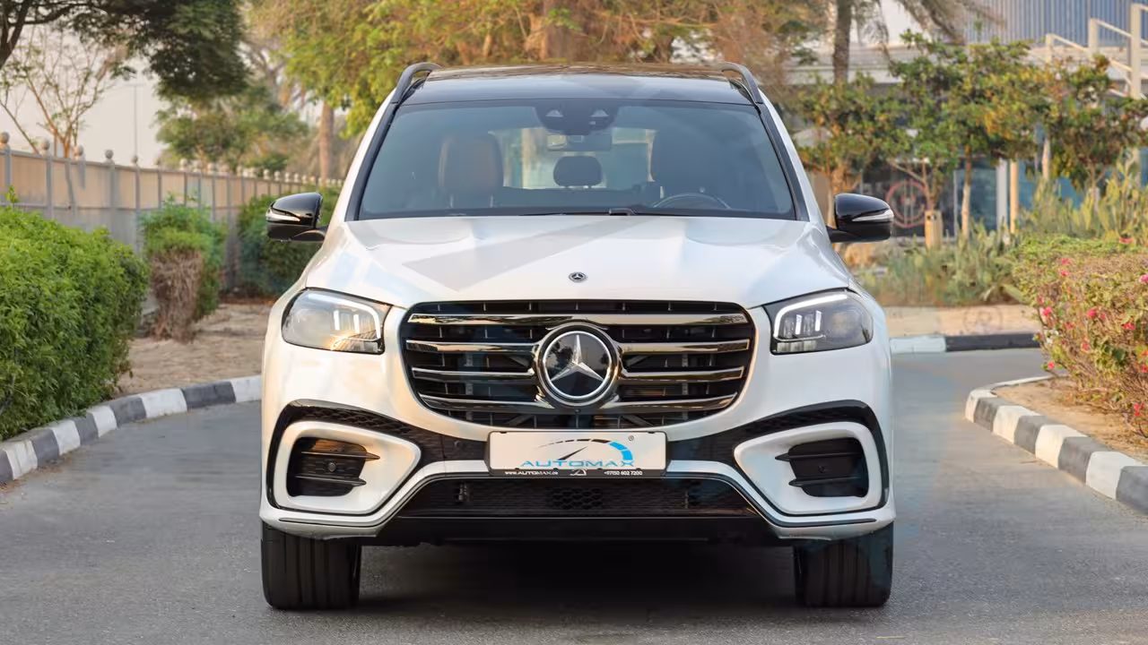 2026 Mercedes-Benz GLS photo 2