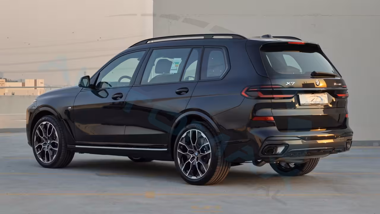 2026 BMW X7 photo 3