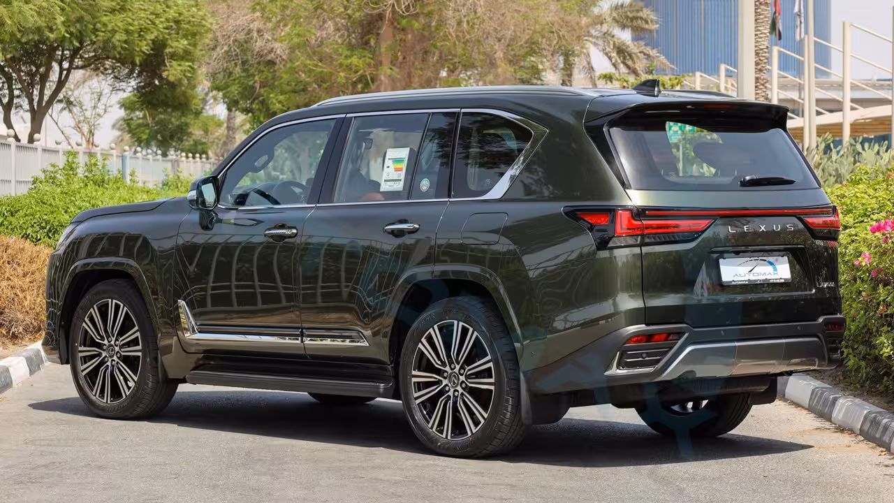 2026 Lexus LX photo 4
