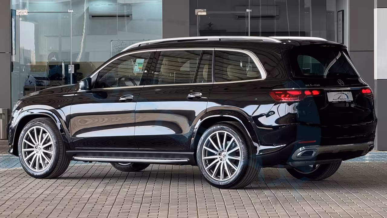 2026 Mercedes-Benz GLS photo 4