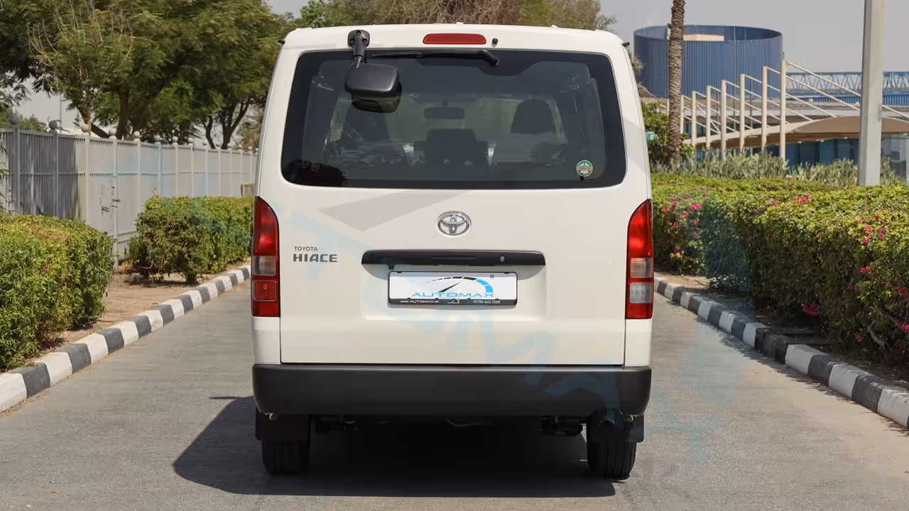 2026 Toyota Hiace photo 5