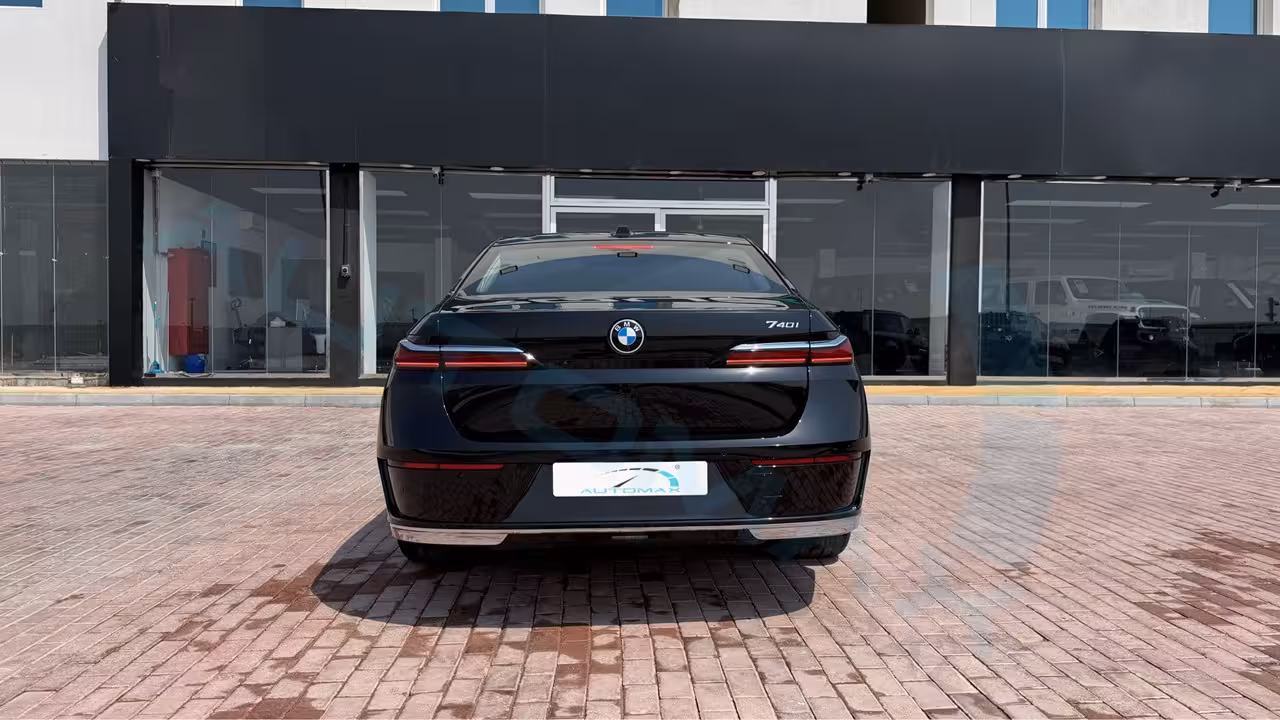 2026 BMW 7 Series photo 5