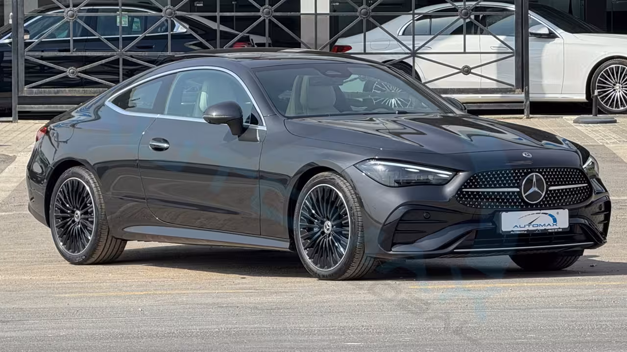 2026 Mercedes-Benz CLE photo 3