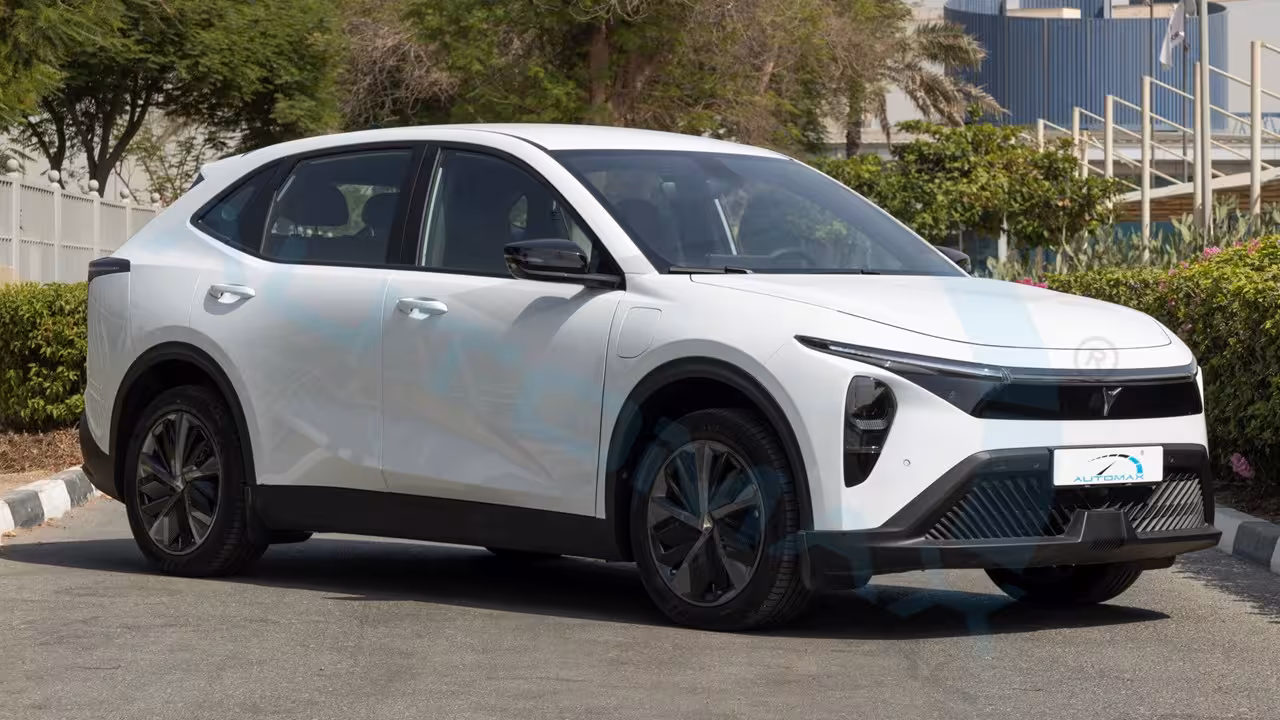 2025 LS Auto LEV 01 photo 2