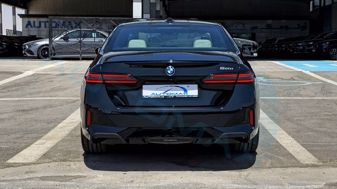 2027 BMW 5 Series photo 5