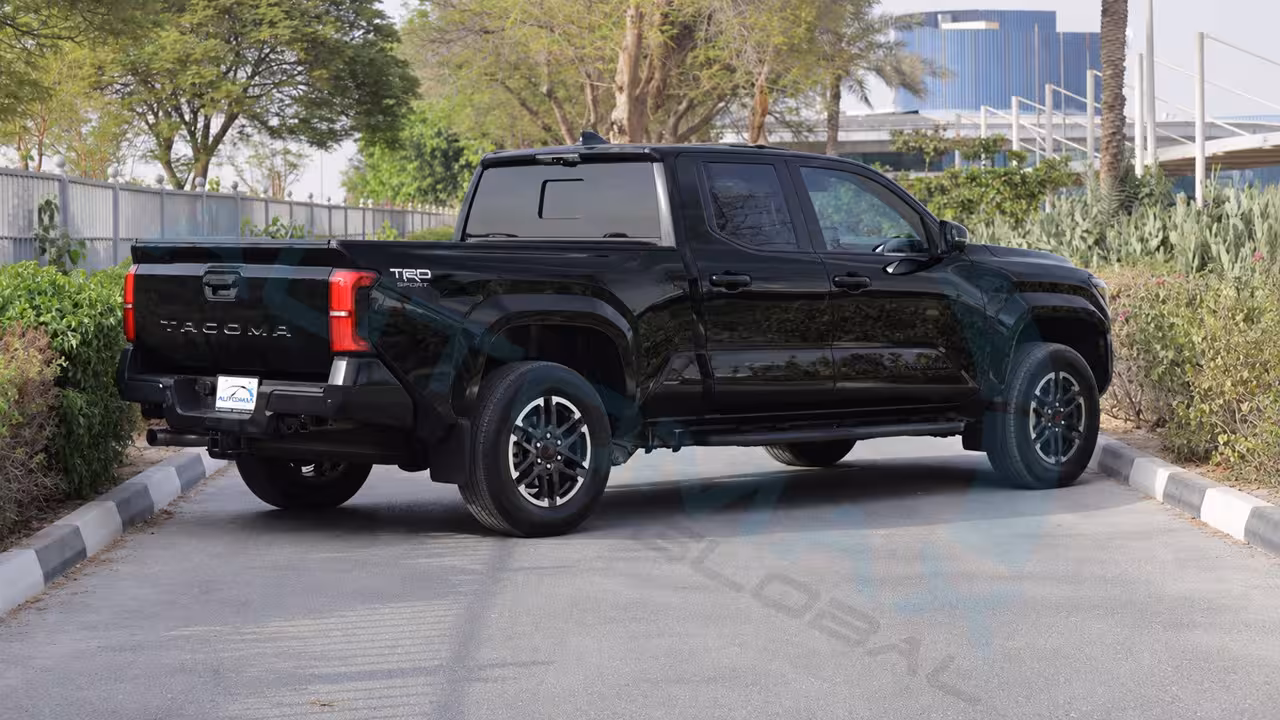 2026 Toyota Tacoma photo 5