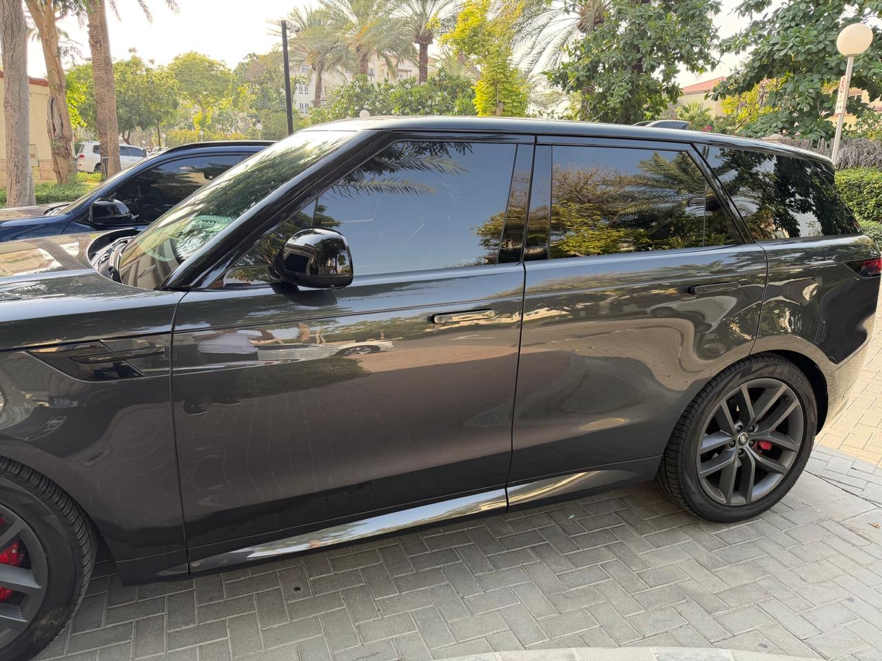 2024 Land Rover Range Rover Sport photo 5