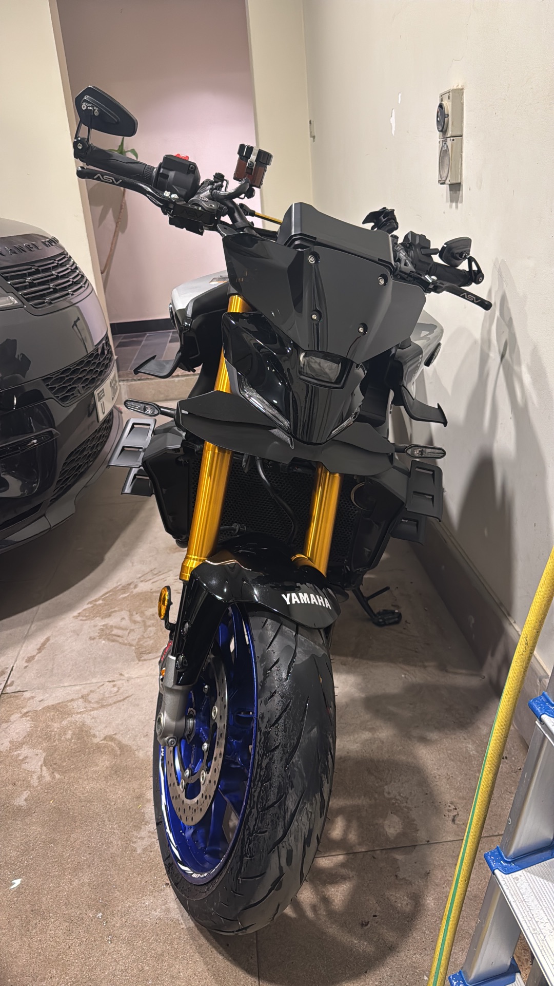 2024 yamaha MT09 SP photo 2