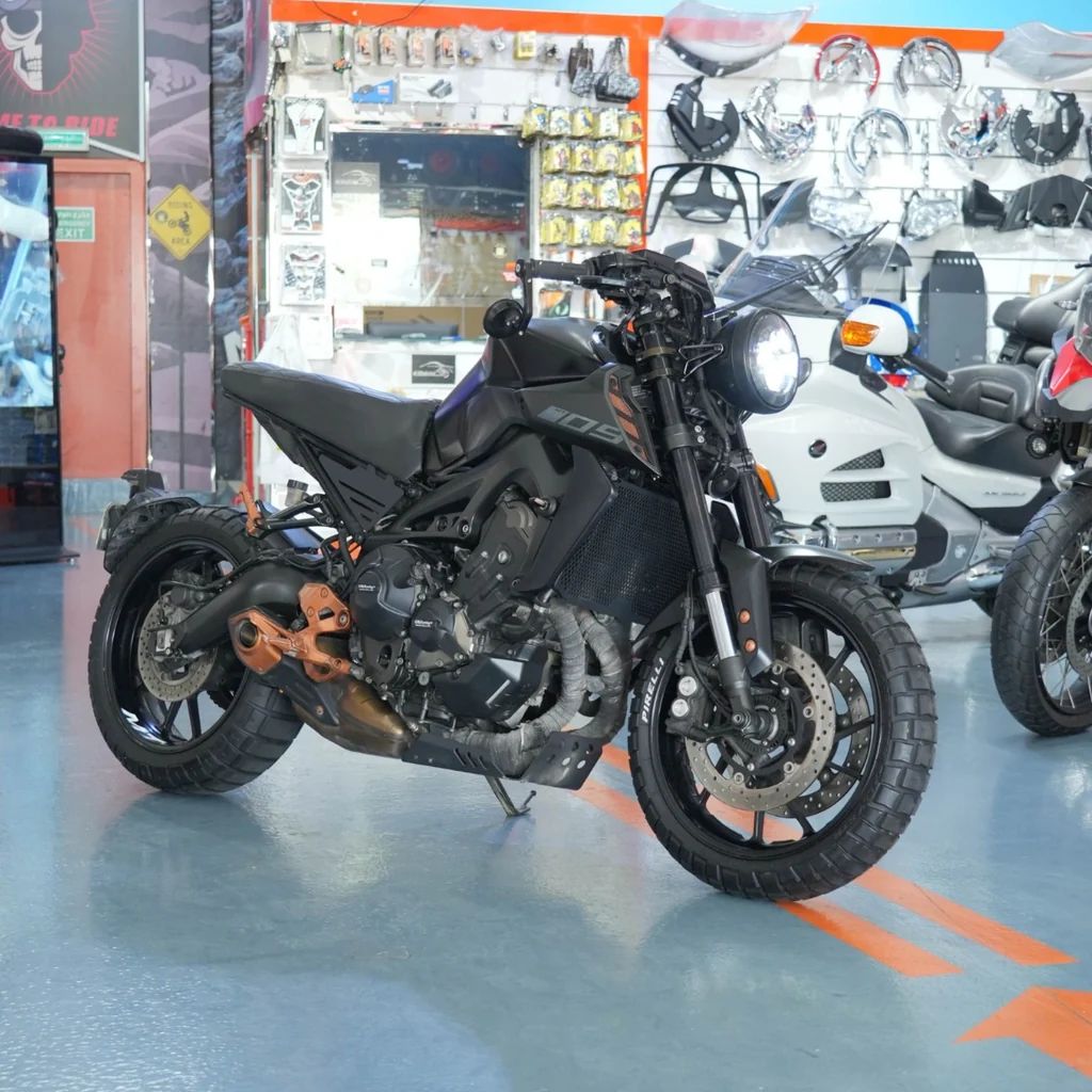 Used Yamaha MT-09 900cc Inline 3 Naked Sports Motorcycle for Sale in UAE