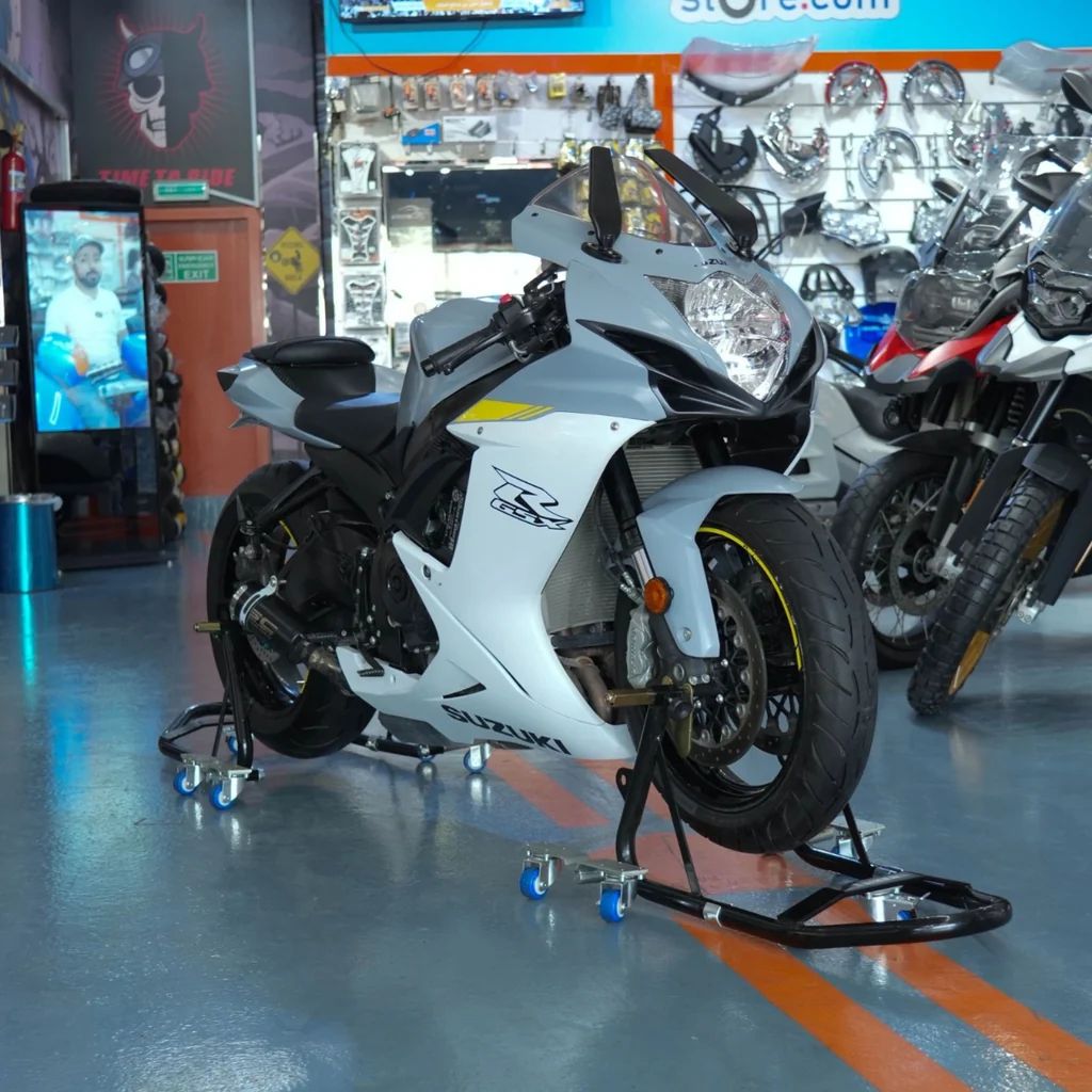 2022 Suzuki GSX-R600 599cc Inline 4 Supersport Motorcycle for Sale in Dubai UAE