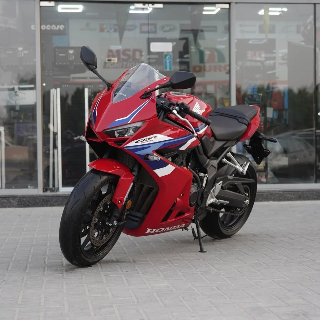 2025 Honda CBR650R Used Sport Bike In Sharjah