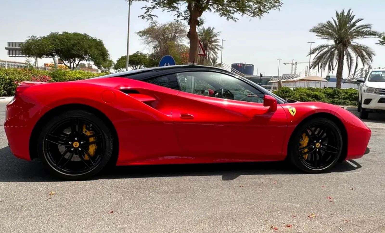2017 Ferrari 488 GTB photo 3