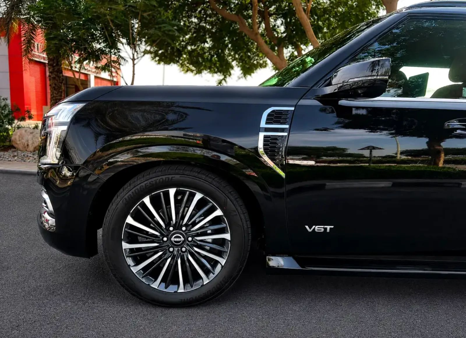2026 Nissan Patrol photo 2