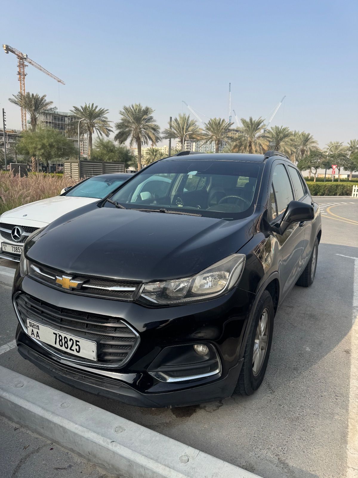 2017 Chevrolet Trax semi-loaded, AED seventeen thousand.