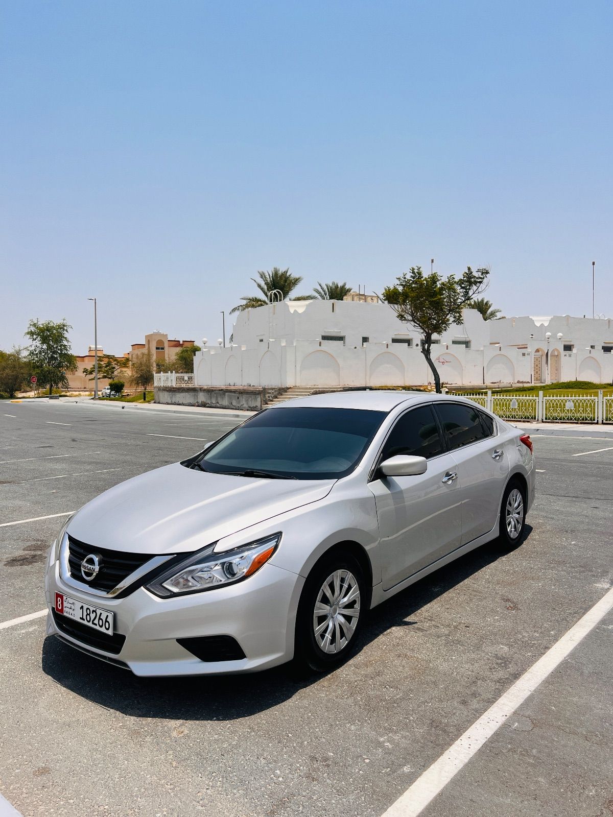 2017 Nissan Altima photo 2