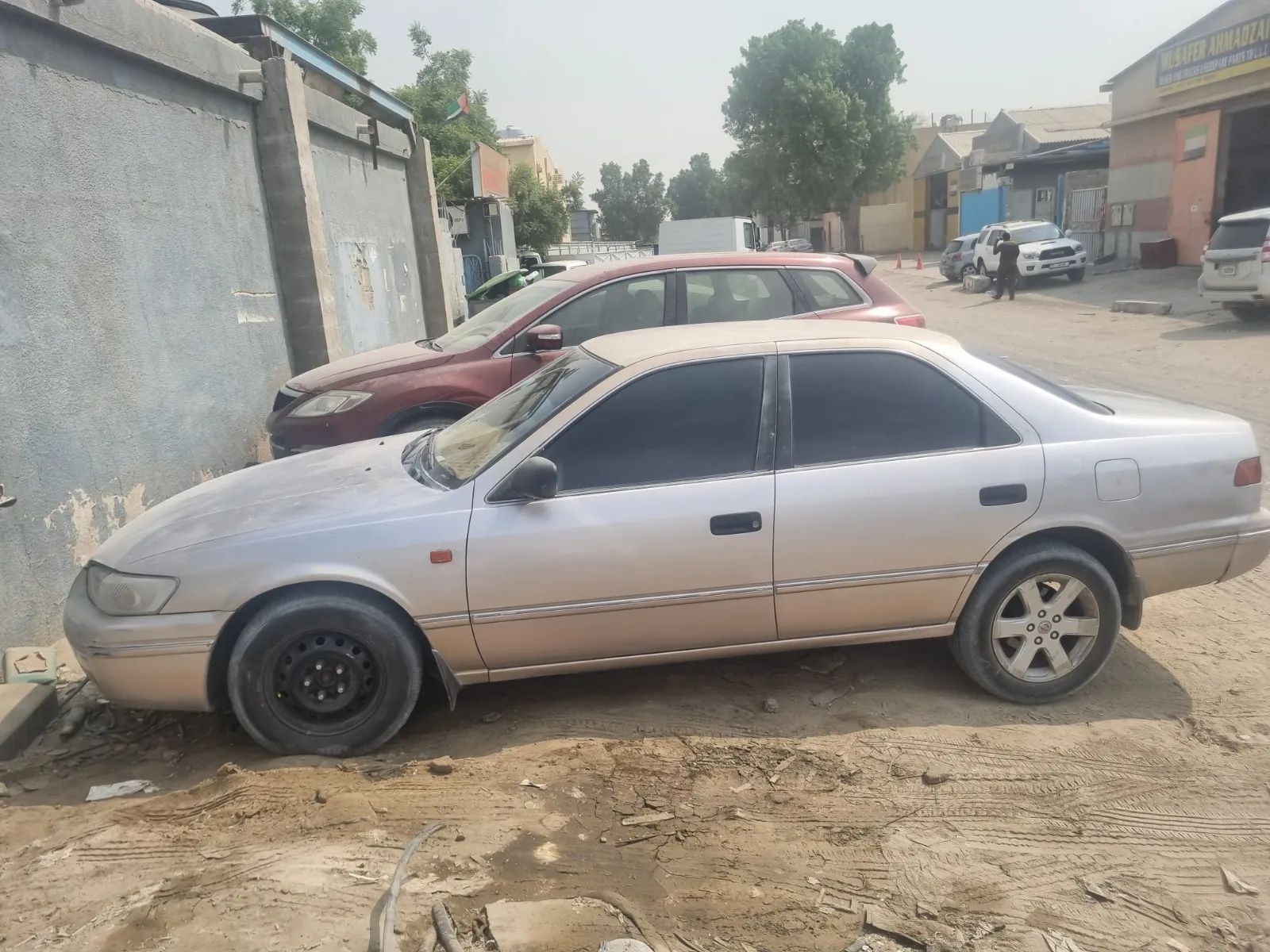 Toyota Camry 2000 sedan