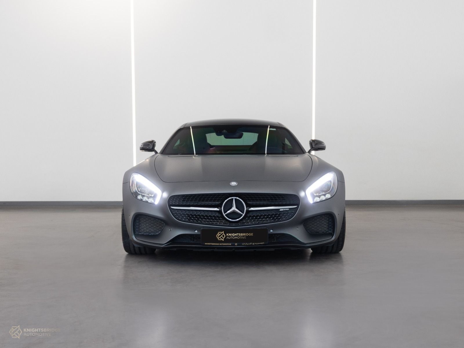 2016 Mercedes-Benz AMG GT photo 2
