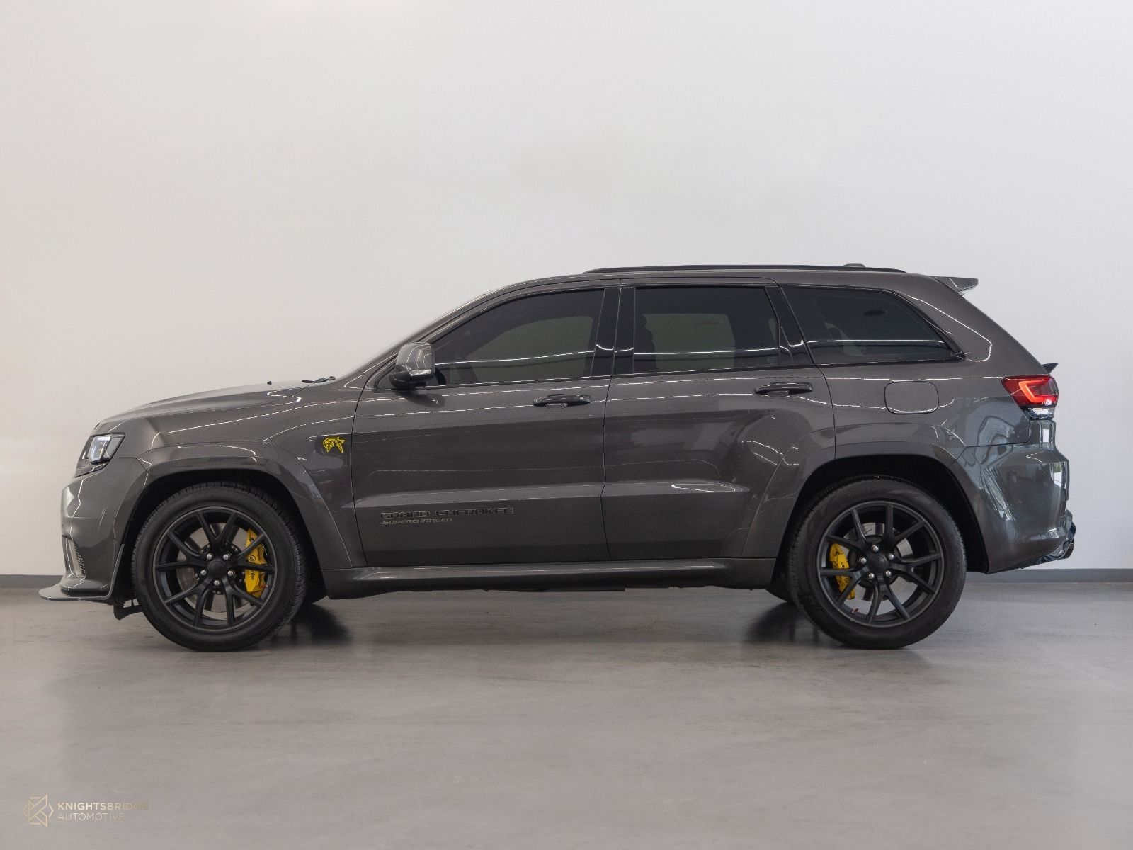 2021 Jeep Grand Cherokee photo 3
