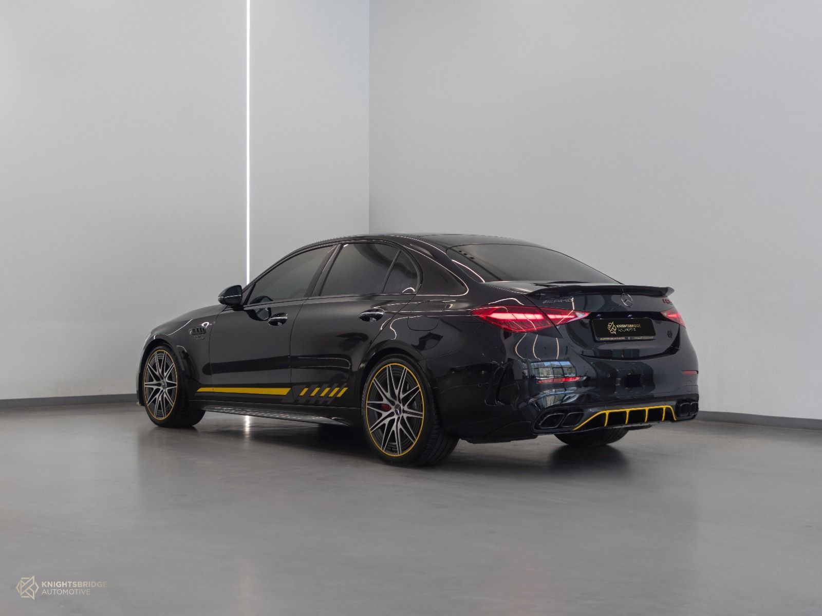 2024 Mercedes-Benz C-Class photo 4