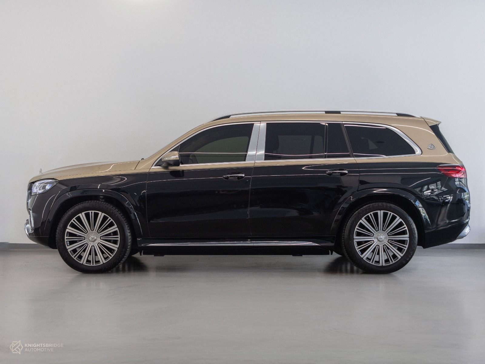 2024 Mercedes-Benz Maybach photo 3
