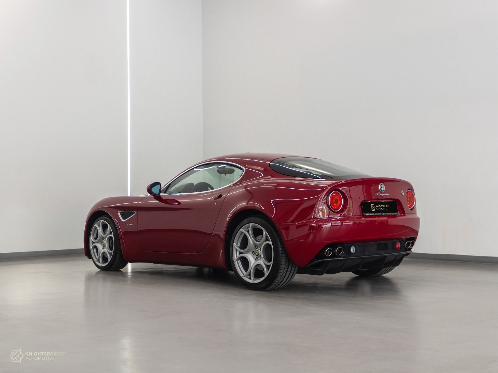 2009 Alfa Romeo 8C photo 4