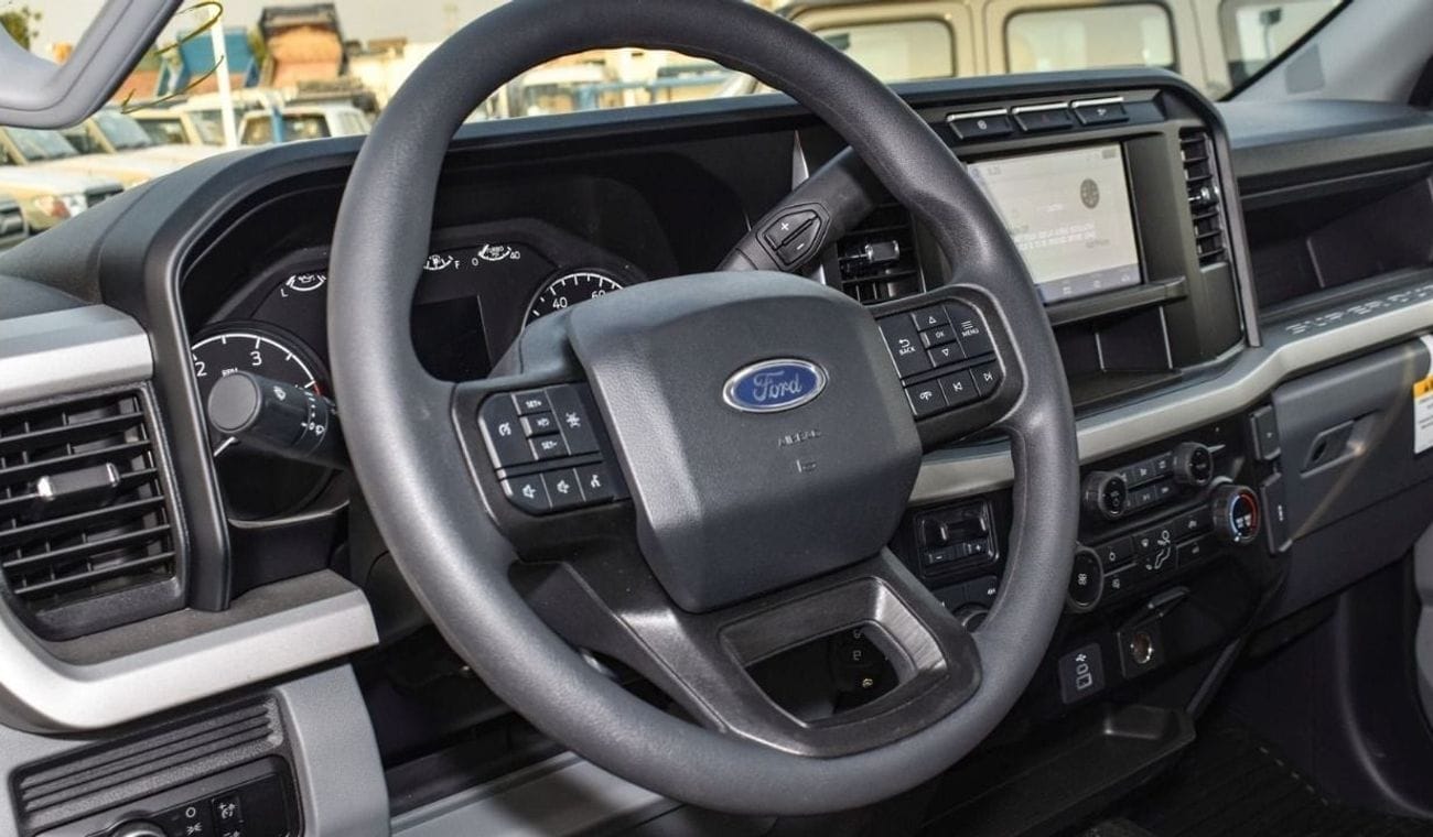 2026 Ford F550 XL photo 3
