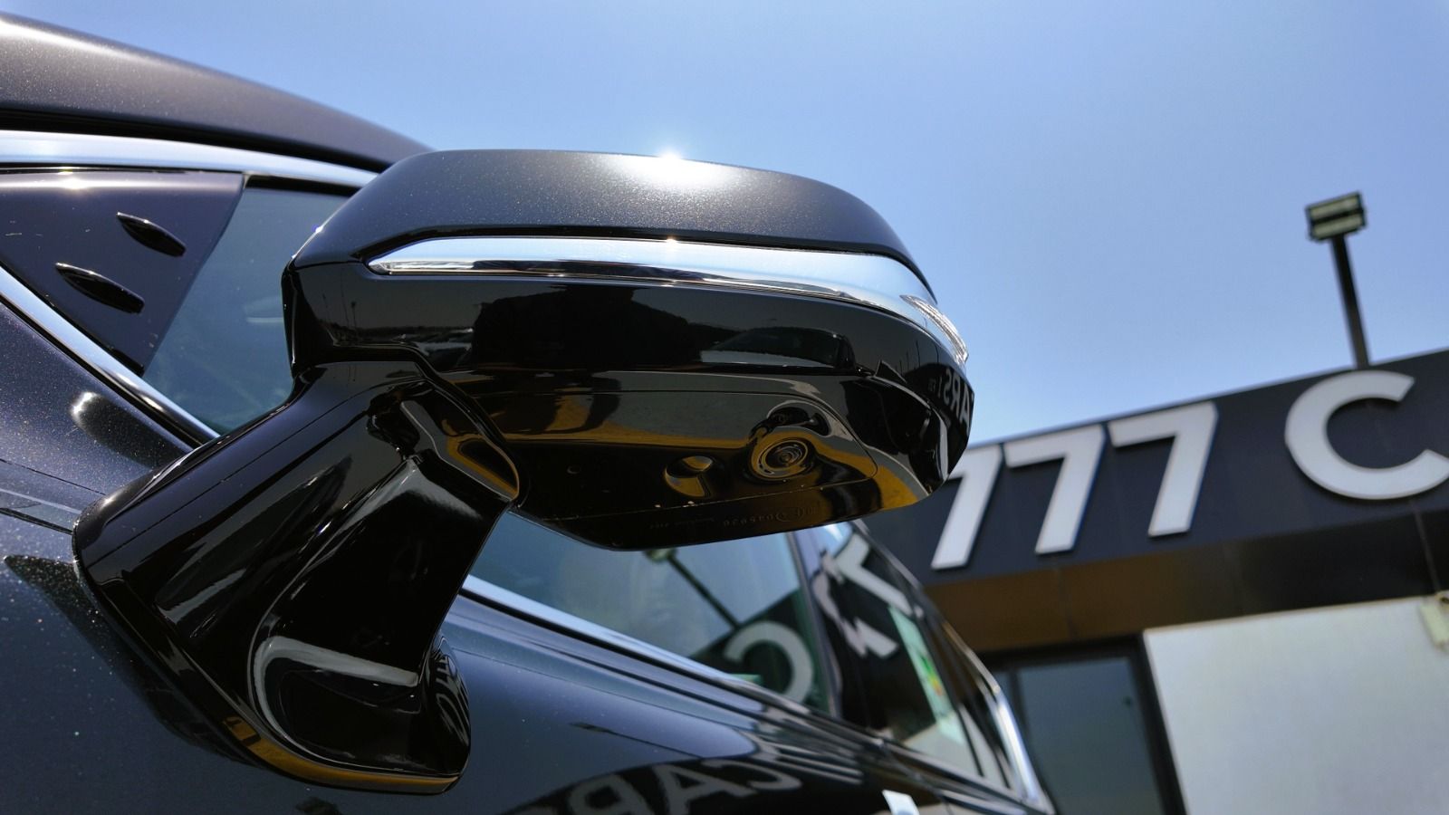 2026 Lexus LX photo 3